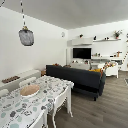 Appartamento Piso F-primavera Gt *